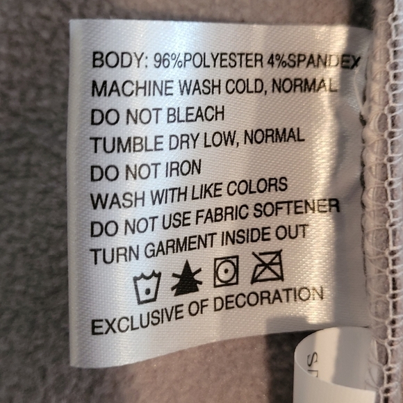 NWOT CLIQUE Vest, Zipper Closure with Pockets, Embroidered Bird Detail, Medium - Picture 11 of 13